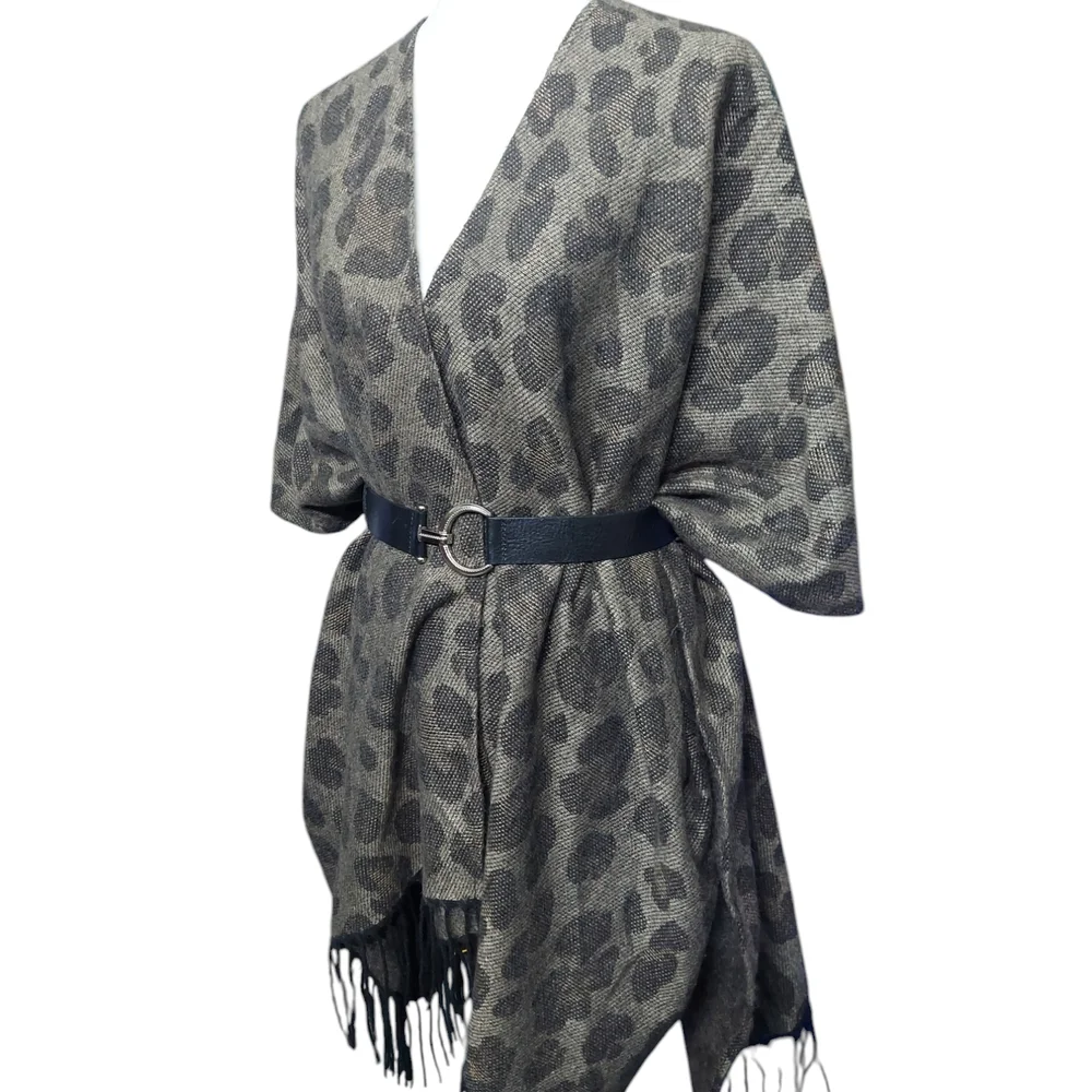 Woolrich Leopard Print Poncho Fringe One Size